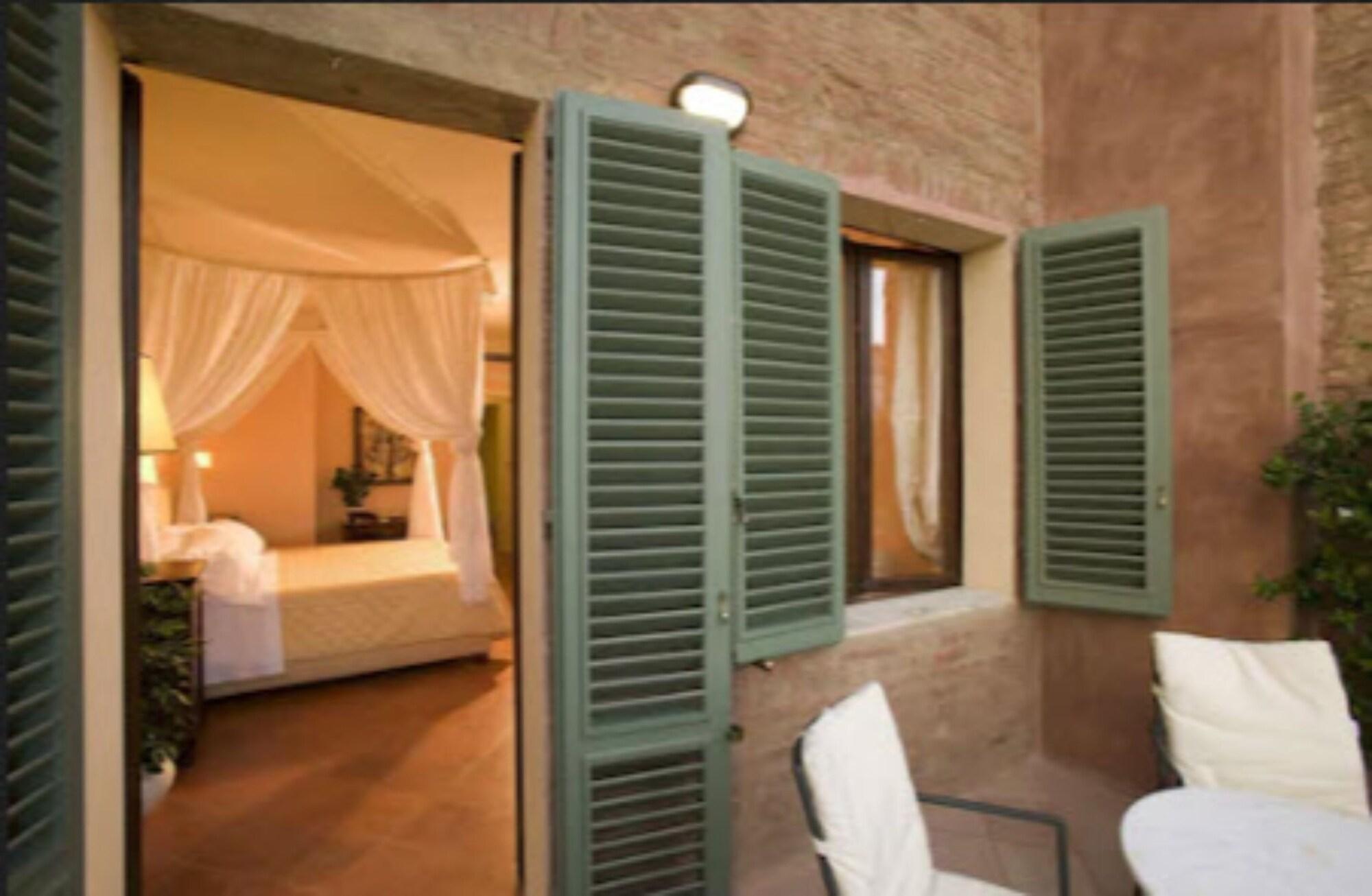 Residenza D'epoca Campo Regio Relais Siena